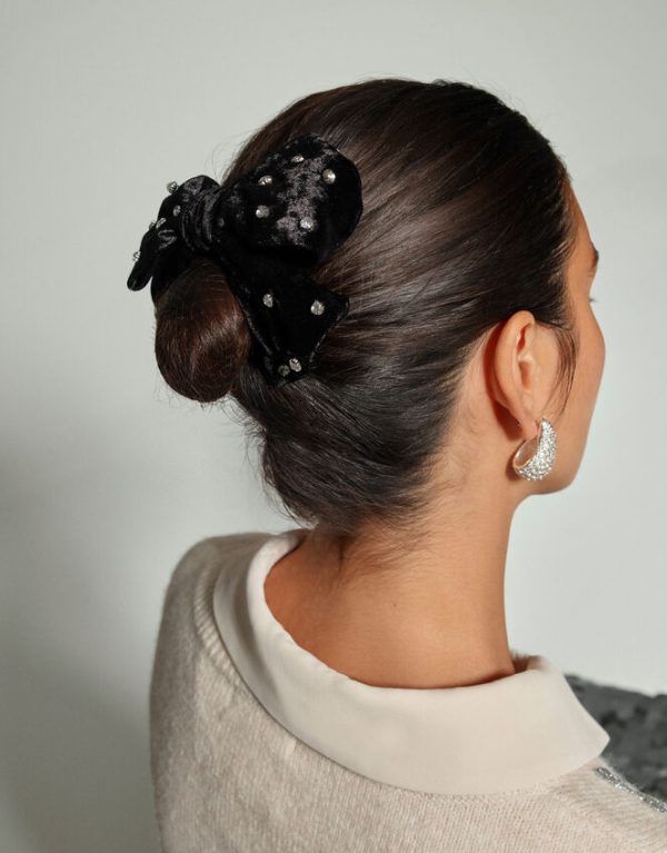 Monsoon Velvet Diamante Bow Hair Clip - Image 4